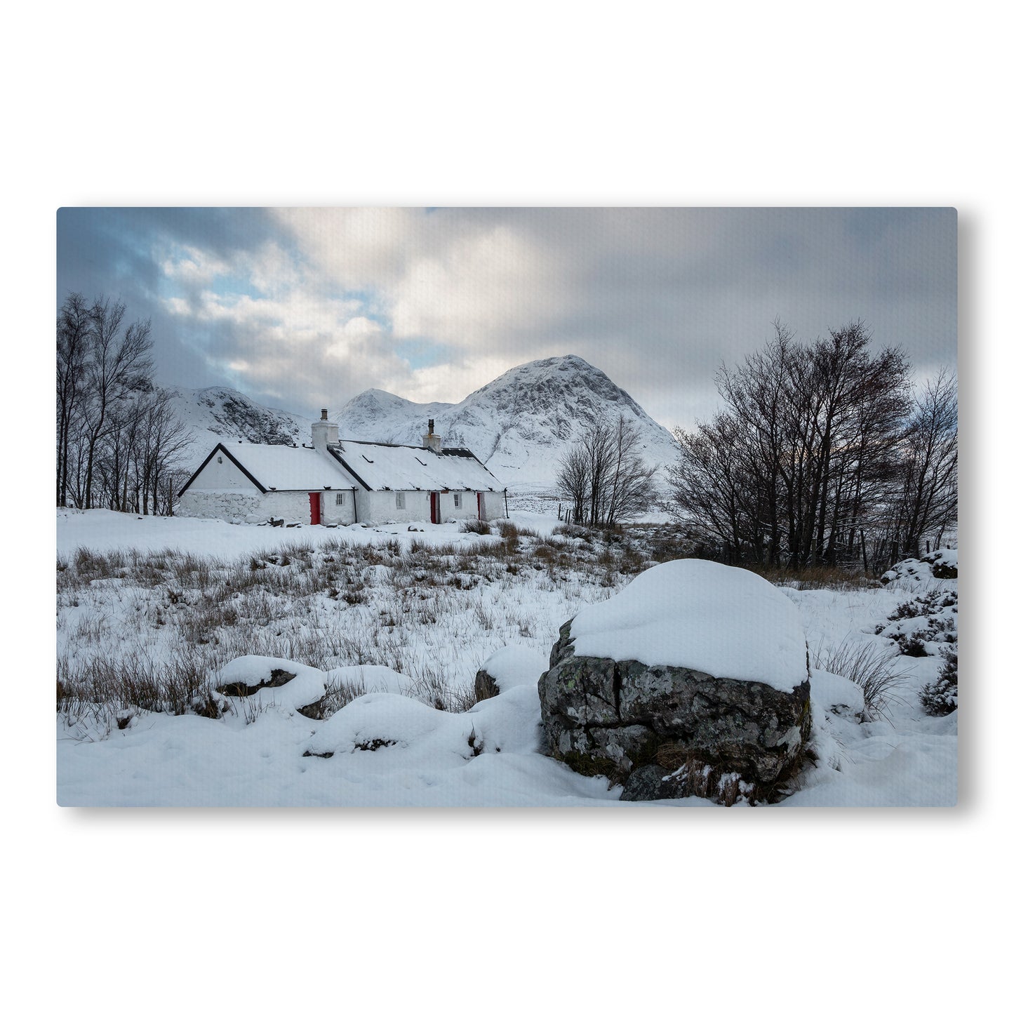 Canvas Print photo of Black Rock Cottage on the West Highland Way with Buachaille Etive Mor in the background
